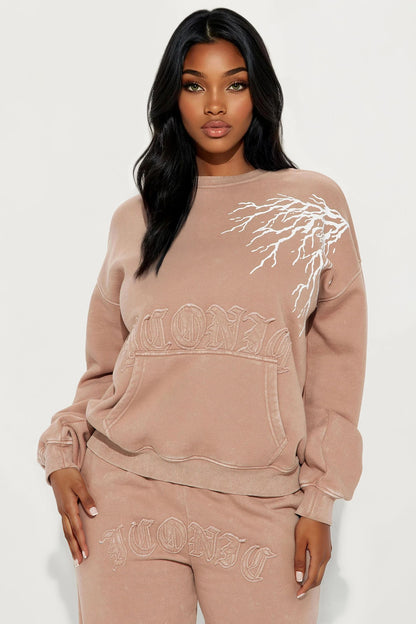 https://cdn.shopify.com/s/files/1/0293/9277/files/10-06-25_S4_20_V22507SC4707_Taupe_JZ_JC_09-51-44_26864_CM-Kaliani_CM_PXF.jpg?v=1761260596