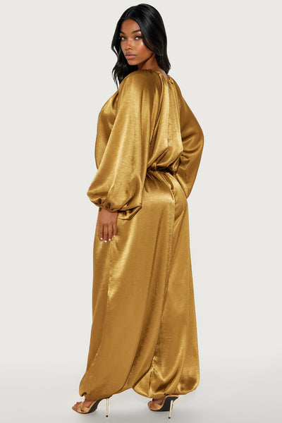 https://cdn.shopify.com/s/files/1/0293/9277/files/10-06-25_S4_4_25GWYQ17396_Olive_JZ_JC_08-16-32_26357_CM-Kaliani_CM_PXF.jpg?v=1763307634&with=400&height=600