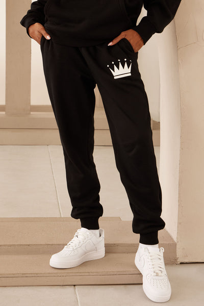 https://cdn.shopify.com/s/files/1/0293/9277/products/10-07-22SquadGoals_SN_13-47-55_4__3569_WG_MH.jpg?v=1666228489&with=400&height=600