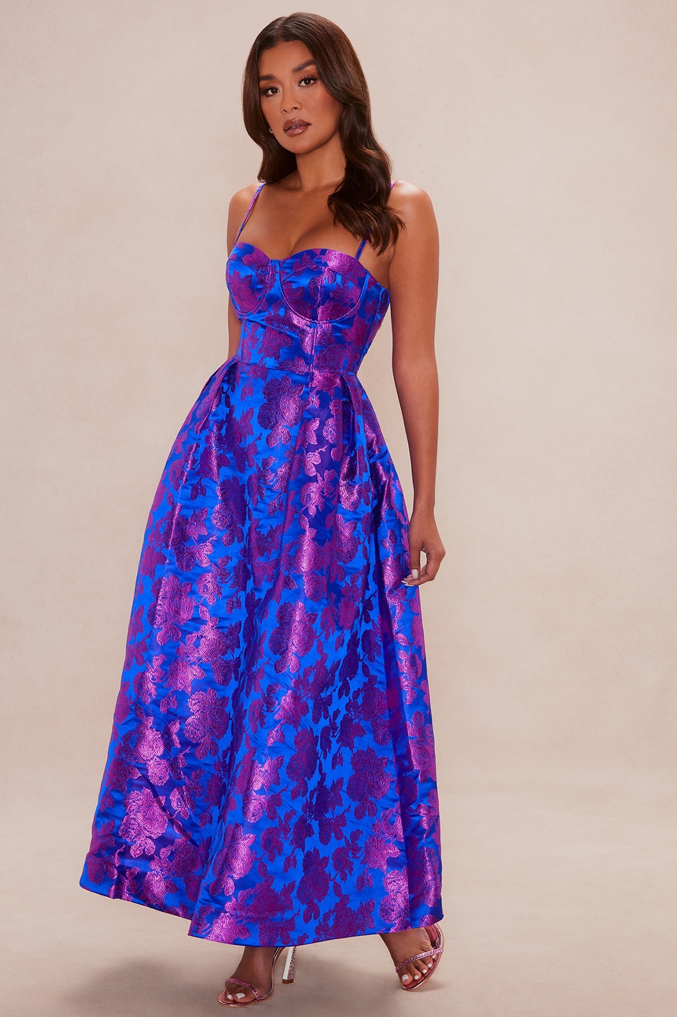 https://cdn.shopify.com/s/files/1/0293/9277/files/10-07-25_S5_5_25GWQ2043_Royalcombo_KF_IM_08-53-59_11942_PXF.jpg?v=1760374244