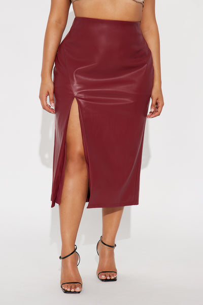 https://cdn.shopify.com/s/files/1/0293/9277/files/10-08-25_S4_7_V22507SK1104_Burgundy_KF_MC_10-36-48_PLUS_28731_SKS.jpg?v=1760052419&with=400&height=600