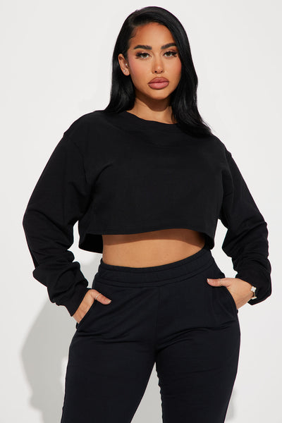https://cdn.shopify.com/s/files/1/0293/9277/files/10-10-23Studio1_BT_PC_13-59-00_38_ZDABCTOP_Black_3038_EH.jpg?v=1697562227&with=400&height=600