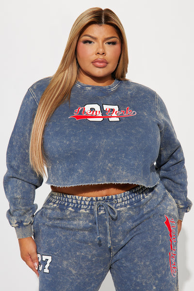 https://cdn.shopify.com/s/files/1/0293/9277/files/10-10-23Studio4_TK_AC_14-42-21_47_ZDZPK11275ST_Navycombo_15870_PLUS_PXF.jpg?v=1697582904&with=400&height=600