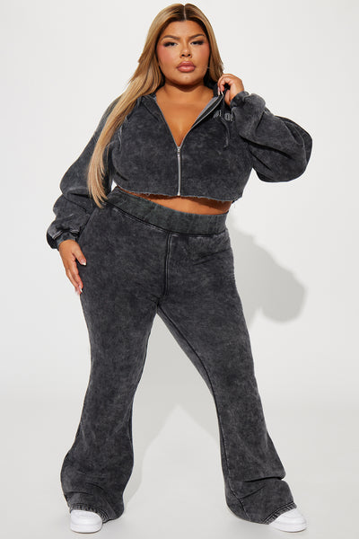 https://cdn.shopify.com/s/files/1/0293/9277/files/10-10-23Studio4_TK_AC_14-58-01_55_ZDZPK11223_BlackWash_15941_PLUS_PXF.jpg?v=1697584418&with=400&height=600