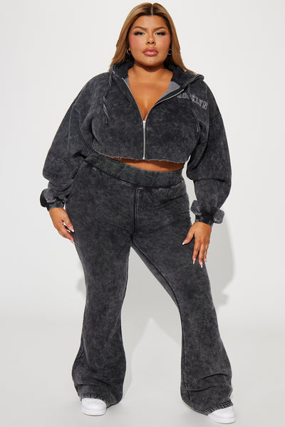 https://cdn.shopify.com/s/files/1/0293/9277/files/10-10-23Studio4_TK_AC_15-00-57_56_ZDZPK11271BR_BlackWash_28618_PLUS_PXF.jpg?v=1709746778&with=400&height=600