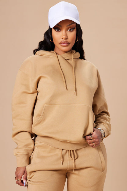 https://cdn.shopify.com/s/files/1/0293/9277/products/10-12-22Studio7_ME_RL_14-53-14_10_WMKT40418_Nude_0256__SG.jpg?v=1665684999