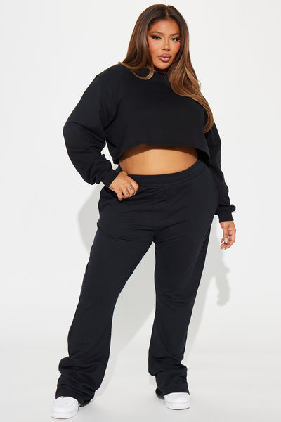 https://cdn.shopify.com/s/files/1/0293/9277/files/10-13-23Studio4_TK_AC_13-44-57_36_ZDABCTOP_Black_18040_PLUS_PXF.jpg?v=1697748855&with=400&height=600