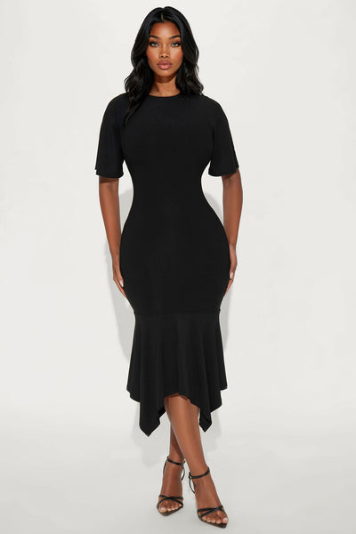 https://cdn.shopify.com/s/files/1/0293/9277/files/10-15-25_S5_37_B12506DR1820_Black_AB_IM_12-10-37_20986-Kaliani_CM_CM_CM_CM.jpg?v=1762384326&with=400&height=600