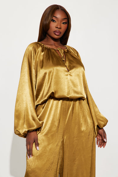 https://cdn.shopify.com/s/files/1/0293/9277/files/10-16-25_S3PM_95_25GWYQ17396_Olive_LR_DJ_18-30-45_PLUS_11012_SG_43b749b5-b182-4d2d-8279-8015630617c8.jpg?v=1761259516&with=400&height=600