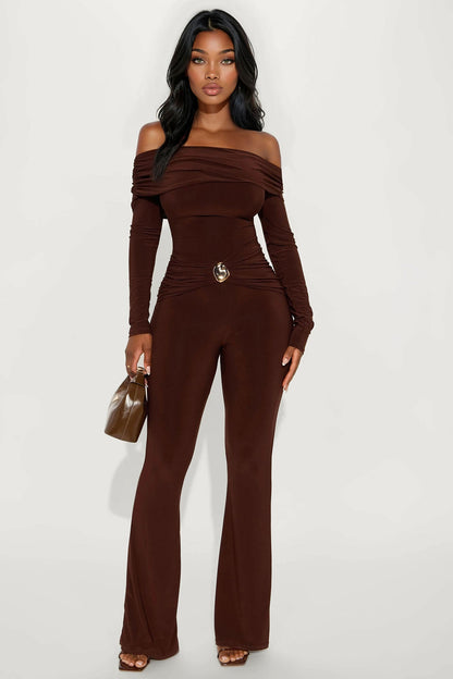 https://cdn.shopify.com/s/files/1/0293/9277/files/10-17-25_S1_30_JP3217FN_Chocolate_LR_IM_10-52-59_93164-Kaliani_CM_CM_CM_CM_CM.jpg?v=1763250793