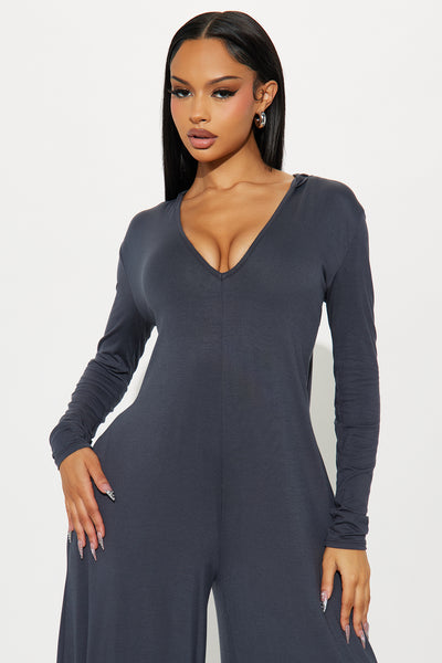 https://cdn.shopify.com/s/files/1/0293/9277/files/10-17-25_S5_12_JP3455_Charcoal_ZSR_JP_RL_11-05-43_23901_PXF.jpg?v=1760982702&with=400&height=600