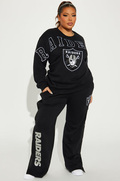 https://cdn.shopify.com/s/files/1/0293/9277/files/10-20-23Studio4_KJ_DB_13-33-58_16_JULG595FLVFS_Black_2253_PLUS_PXF.jpg?v=1698708620&with=400&height=600