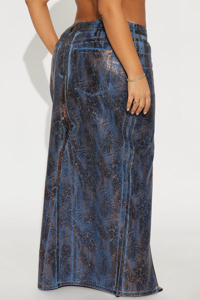 https://cdn.shopify.com/s/files/1/0293/9277/files/10-20-25-S3PM_57_B32506SK3606_Leopard_AB_AC_16-32-09_PLUS_77164_PXF.jpg?v=1761258062&with=400&height=600