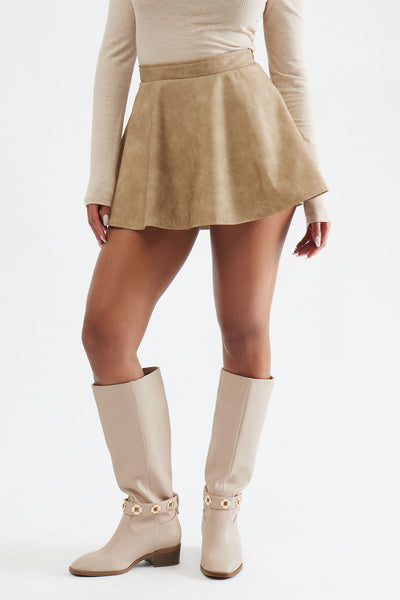 https://cdn.shopify.com/s/files/1/0293/9277/files/10-20-25_S10_61_NAMA_Ivory_JP_GR_14-19-26_6381_SKS_JA.jpg?v=1761323210&with=400&height=600