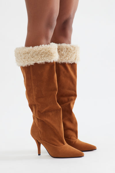 https://cdn.shopify.com/s/files/1/0293/9277/files/10-20-25_S10_65_SEATTLE_Chestnut_JP_GR_14-25-49_6462_SKS.jpg?v=1761169961&with=400&height=600