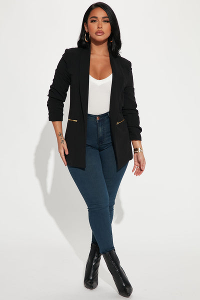 https://cdn.shopify.com/s/files/1/0293/9277/products/10-21-22Studio1_KJ_DJ_14-27-16_40_JK26857_Black_0503_SG.jpg?v=1666628486&with=400&height=600