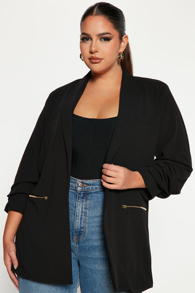 https://cdn.shopify.com/s/files/1/0293/9277/products/10-21-22Studio4_SN_IM_10-39-07_8_JK26857_Black_0424_PLUS_JB.jpg?v=1666628486&with=400&height=600