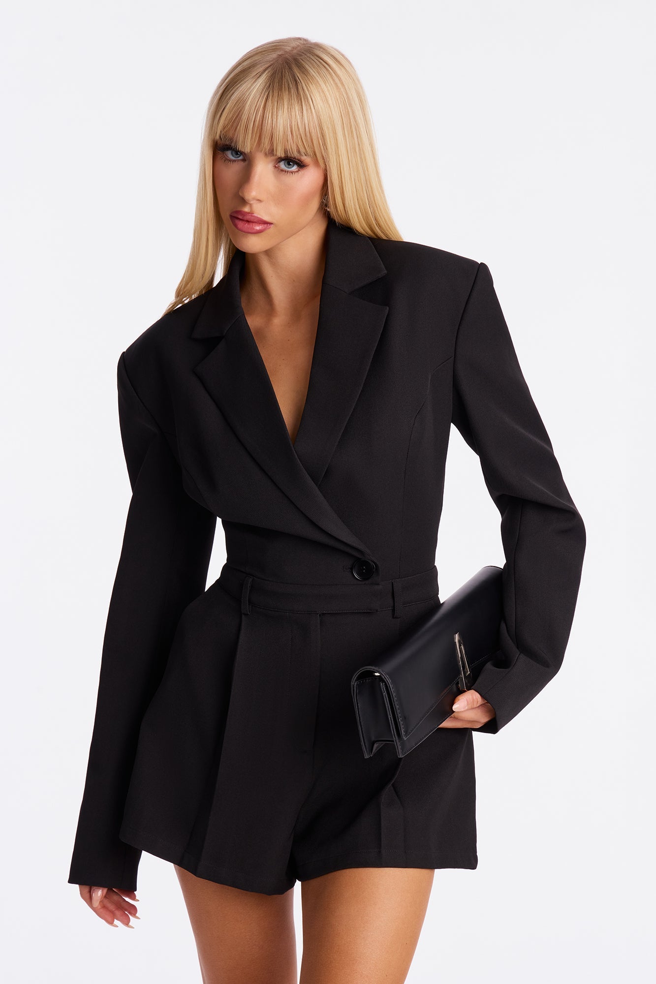 https://cdn.shopify.com/s/files/1/0293/9277/files/10-21-25_S7_46_V12506RP0701_Black_CXB_SS_15-08-05_54834_SKS.jpg?v=1761343113