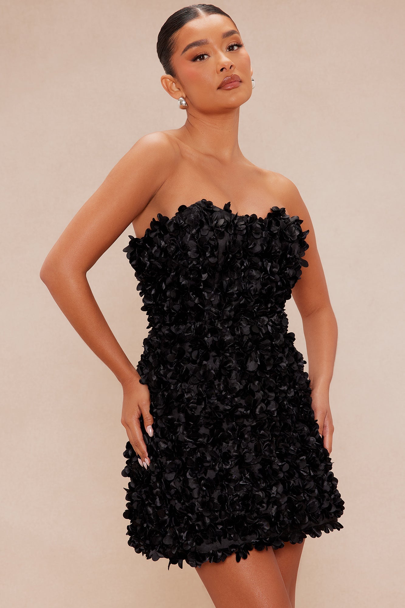 https://cdn.shopify.com/s/files/1/0293/9277/files/10-23-24_S5_34_24GWF210G_Black_AZ_IM_14-36-15_23012_PXF.jpg?v=1734398451