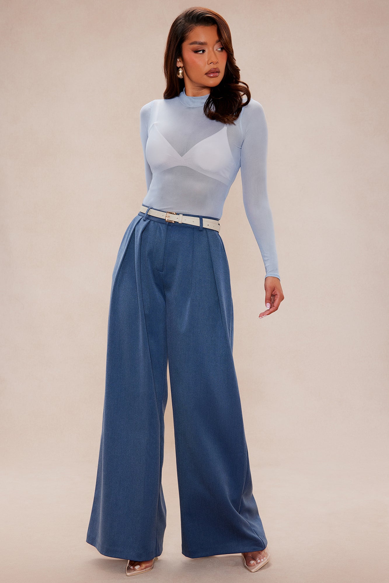 https://cdn.shopify.com/s/files/1/0293/9277/files/10-23-25_S5_31_C94281_Denim_JG_IM_14-20-20_28869_PXF_c7077f69-2e05-4835-8c8c-c39b81f171f9.jpg?v=1761349743