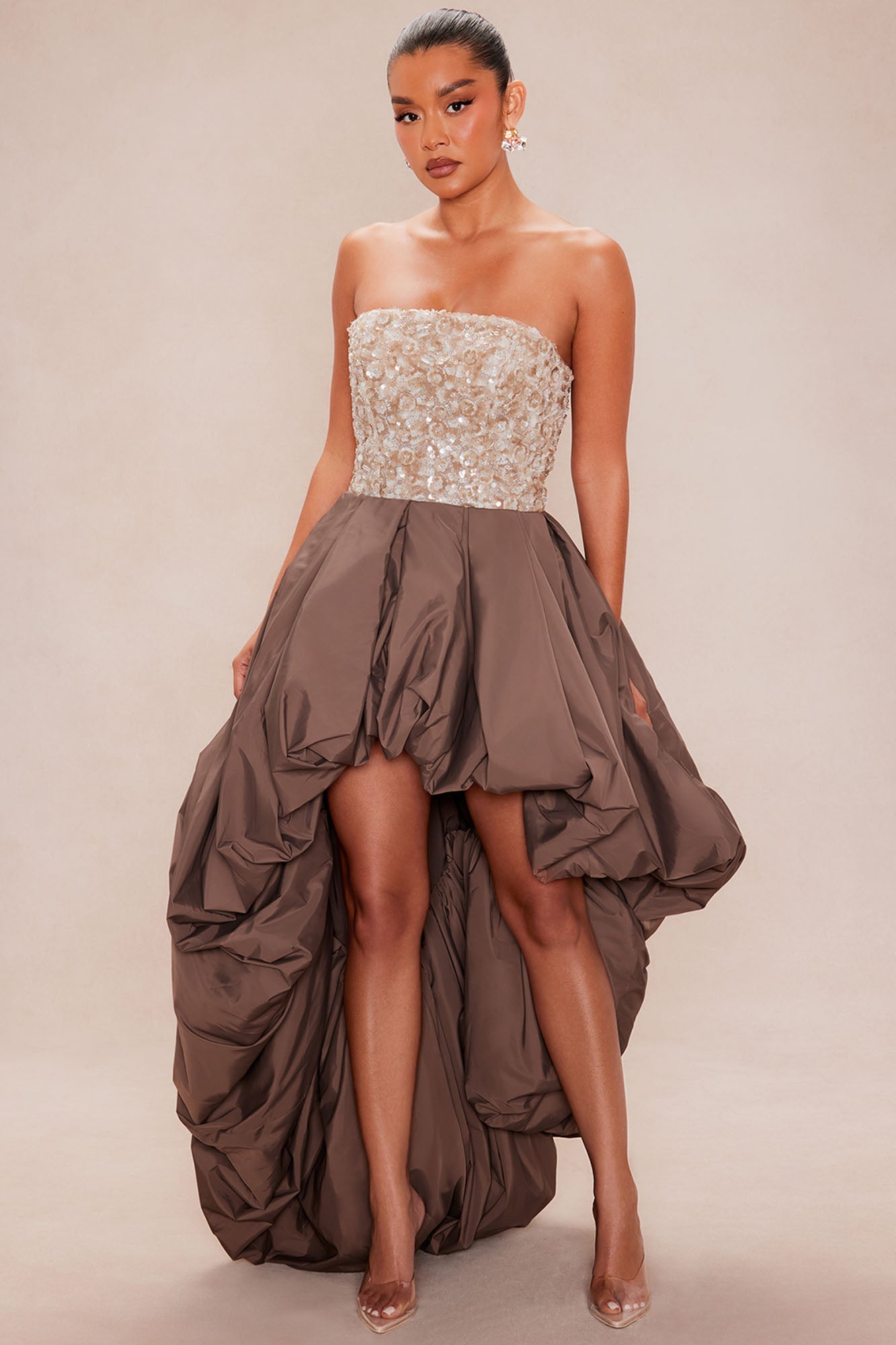 https://cdn.shopify.com/s/files/1/0293/9277/files/10-24-25_S5_58_25GWY1901_Mocha_JG_IM_14-23-42_30516_PXF_SG.jpg?v=1761609473