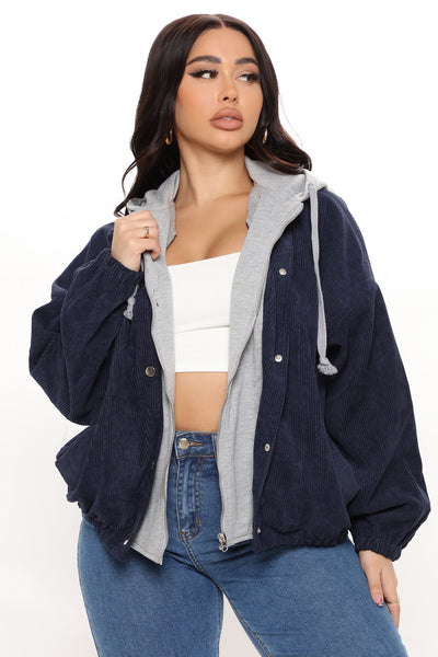 https://cdn.shopify.com/s/files/1/0293/9277/products/10-25-21Studio3_RT_KP_15-58-22_61_HF22C206_Navy_R_7969_MH.jpg?v=1671584714&with=400&height=600