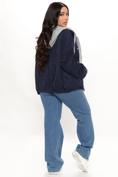 https://cdn.shopify.com/s/files/1/0293/9277/products/10-25-21Studio3_RT_KP_15-58-40_61_HF22C206_Navy_R_7972_MH.jpg?v=1671584714&with=400&height=600
