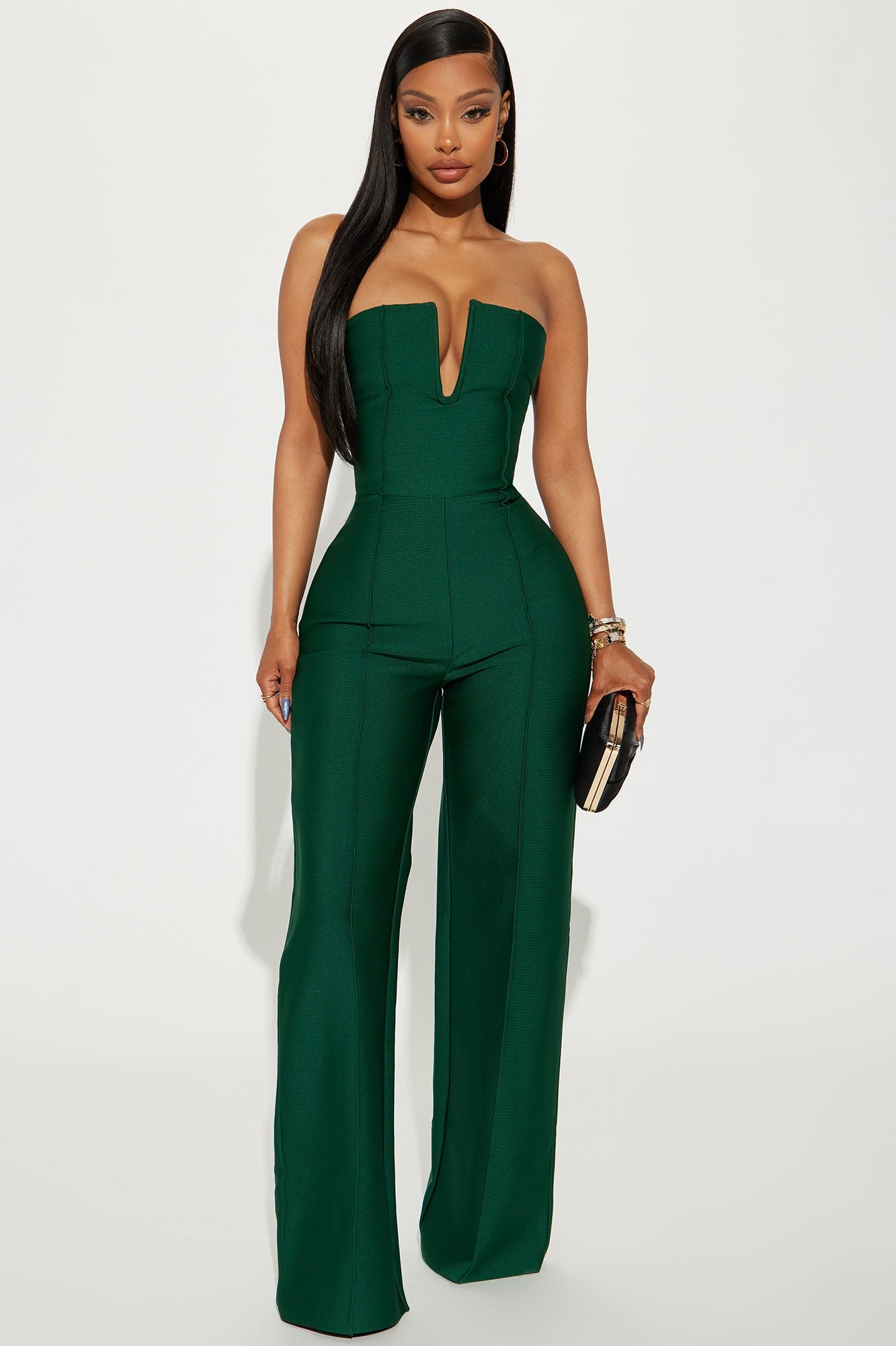 https://cdn.shopify.com/s/files/1/0293/9277/files/10-25-23Studio2_KJ_RL_11-12-12_6_ZDFN130_Hunter_67762_SG.jpg?v=1698789715