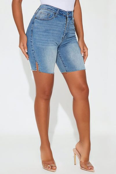 https://cdn.shopify.com/s/files/1/0293/9277/files/10-28-24_S3_1_ZDSHF836M1_MediumBlueWash_P_RA_SS_09-18-36_83361_ES.jpg?v=1740770270&with=400&height=600