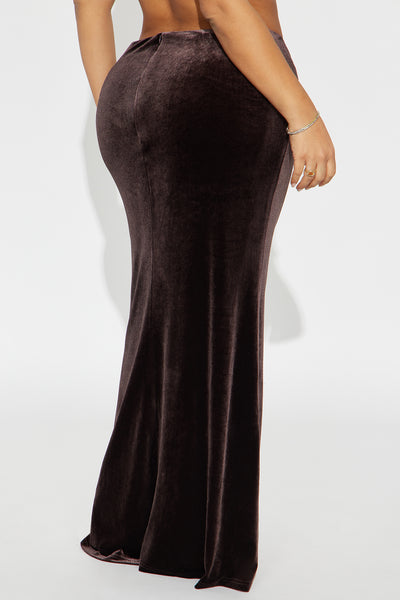 https://cdn.shopify.com/s/files/1/0293/9277/files/10-28-25_S3_2_25GWQ17279_Chocolate_ZSR_AE_AC_10-54-49_PLUS_85013_PXF.jpg?v=1761763194&with=400&height=600