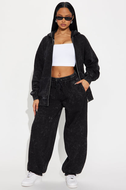 https://cdn.shopify.com/s/files/1/0293/9277/files/10-28-25_S4_47_V22507LN4702_Charcoal_LB_RA_17-16-24_16845_SKS.jpg?v=1762188706