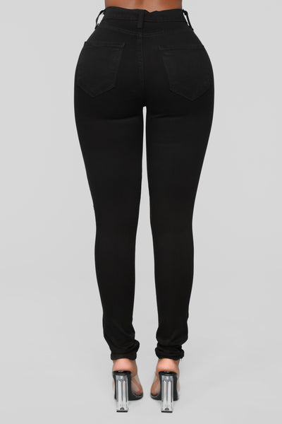 https://cdn.shopify.com/s/files/1/0293/9277/products/10-29-18_Studio_2_13-26-07_P803_Black_0468_DM.jpg?v=1662511659&with=400&height=600