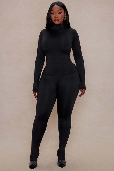https://cdn.shopify.com/s/files/1/0293/9277/files/10-29-25_S5_21_D16272_Black_ZSR_JP_IM_13-42-56_PLUS_7620_PXF.jpg?v=1762203378&with=400&height=600