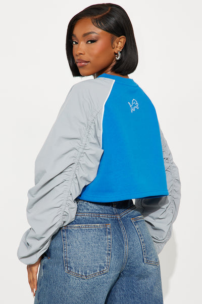 https://cdn.shopify.com/s/files/1/0293/9277/files/10-30-25_S3_1_JULL272FDLFS_BlueCombo_RK_IM_09-25-34_87365_SKS.jpg?v=1762215259&with=400&height=600