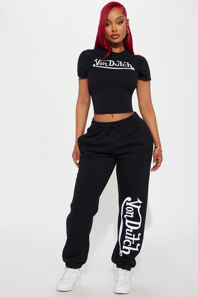 https://cdn.shopify.com/s/files/1/0293/9277/files/10-31-24-S2_10_7VND9A5262NV_BlackWhite_CZ_RL_15-31-25_17558_CM.jpg?v=1730485472&with=400&height=600