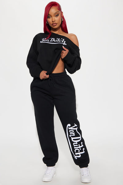 https://cdn.shopify.com/s/files/1/0293/9277/files/10-31-24-S2_12_7VND7A2453NV_Black_P_CZ_RL_15-34-45_17573_CM.jpg?v=1730481834&with=400&height=600
