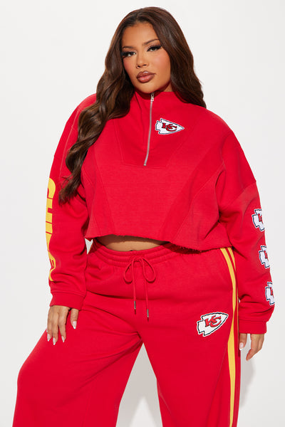 https://cdn.shopify.com/s/files/1/0293/9277/files/11-01-24_S4_33_JHLF682FKCFS_Red_AZ_AC_13-07-23_PLUS_88569_PXF.jpg?v=1730839877&with=400&height=600