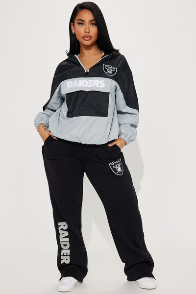 https://cdn.shopify.com/s/files/1/0293/9277/files/11-02-23Studio6_KS_EV_14-41-40_48_JKLG599FLVFS_Blackcombo_55280_PXF.jpg?v=1699302432&with=400&height=600