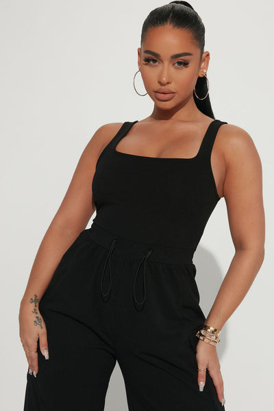 https://cdn.shopify.com/s/files/1/0293/9277/products/11-04-22Studio5_TH_DJ_10-43-23_3_TP1633A_Black_0051_ES.jpg?v=1667599005&with=400&height=600