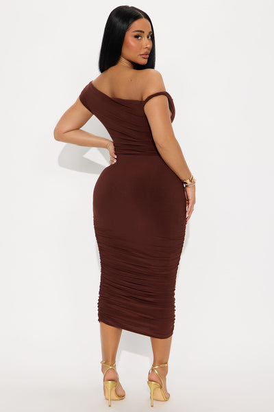 https://cdn.shopify.com/s/files/1/0293/9277/files/11-04-25_S1_29_N21017_Chocolate_ZSR_RK_NL_13-37-34_9886_PXF_SG_1.jpg?v=1763485882&with=400&height=600