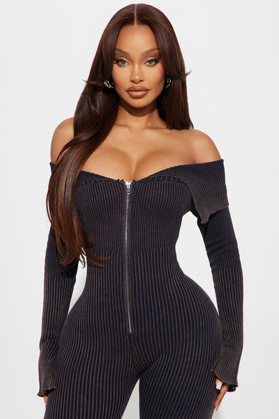https://cdn.shopify.com/s/files/1/0293/9277/files/11-07-24_S2_18_KCHJ4070404_Charcoal_CXB_RL_14-17-18_19394_PXF.jpg?v=1731427108&with=400&height=600