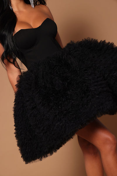 https://cdn.shopify.com/s/files/1/0293/9277/products/11-09-22Studio7_CE_IM_11-35-26_17_22GWF0608_Black_0332_JB.jpg?v=1675792855&with=400&height=600