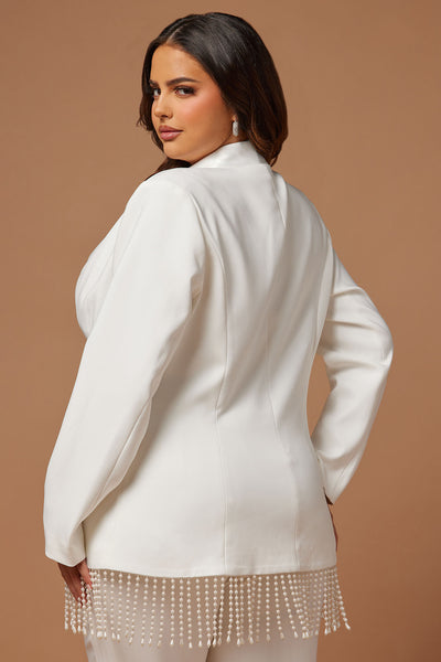 https://cdn.shopify.com/s/files/1/0293/9277/files/11-09-23_STUDIO_5_TH_DB_13-53-45_1_23GWF10117A_White_13529_PLUS_PXF.jpg?v=1700003142&with=400&height=600