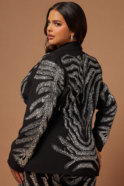 https://cdn.shopify.com/s/files/1/0293/9277/files/11-09-23_STUDIO_5_TH_DB_14-20-10_8_23GWF10119B_Black_13638_PLUS_PXF.jpg?v=1702321552&with=400&height=600