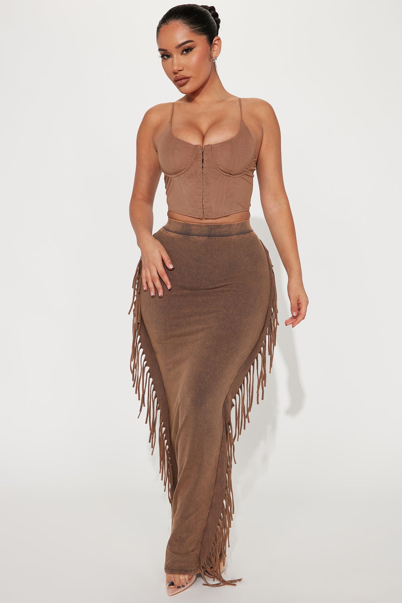 https://cdn.shopify.com/s/files/1/0293/9277/products/11-1-22Studio3_KS_CG_14-14-50_38_T50071B_Mocha_R_1913_EH.jpg?v=1667406571