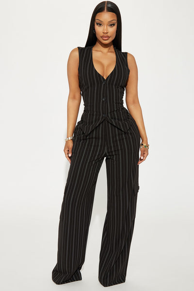 https://cdn.shopify.com/s/files/1/0293/9277/files/11-11-23Studio2_KJ_RL_11-15-53_9_OV28121_Black_71901_EH.jpg?v=1700089721&with=400&height=600