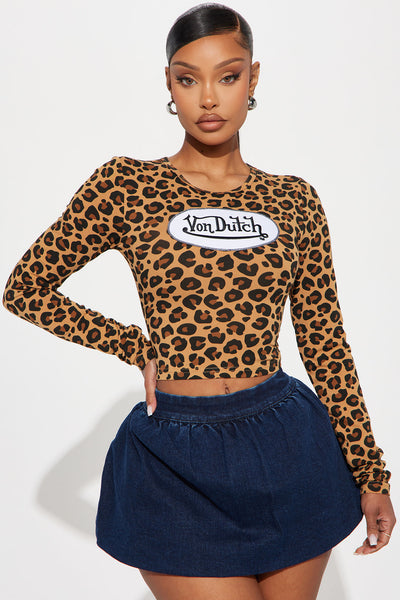 https://cdn.shopify.com/s/files/1/0293/9277/files/11-11-24_S2_16_7VND5A0574NV_Leopard_ZSR_CXB_RL_13-45-30_19789_SG.jpg?v=1731627471&with=400&height=600