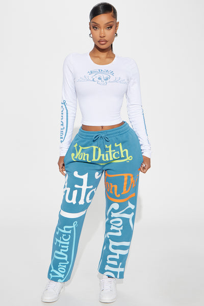 https://cdn.shopify.com/s/files/1/0293/9277/files/11-11-24_S2_5_7VND3A1291NV_Bluecombo_CXB_RL_13-09-50_43418_PXF.jpg?v=1731625356&with=400&height=600