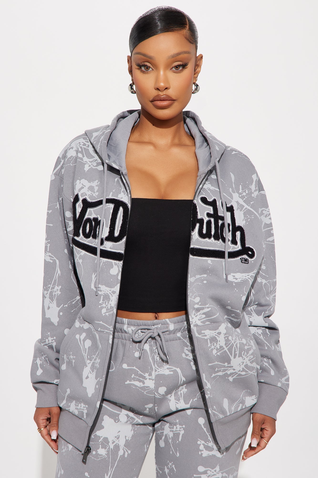 https://cdn.shopify.com/s/files/1/0293/9277/files/11-12-24_S2_35_7VND2A1132NV_GreyBlack_KJ_RL_14-33-34_20405_PXF.jpg?v=1731713877