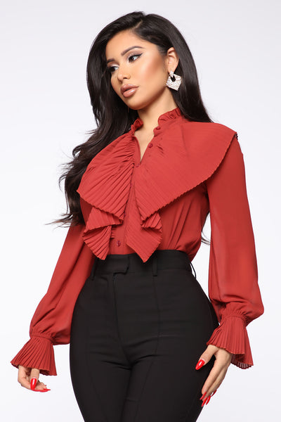 https://cdn.shopify.com/s/files/1/0293/9277/products/11-13-19_Studio_2_MA_LE_10-58-25_20_KT2339_Rust__2342_NT.jpg?v=1573767909&with=400&height=600
